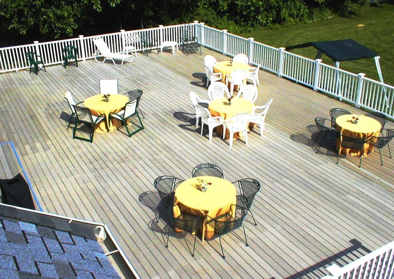 The Columbia Inn At Peralynna Exterior foto